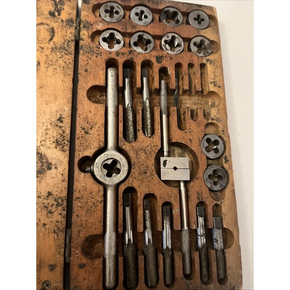 Vtg Tap & Die Set w/ Wood Case Lucky Brand Ace Mixed Brands‎ 20 Pieces